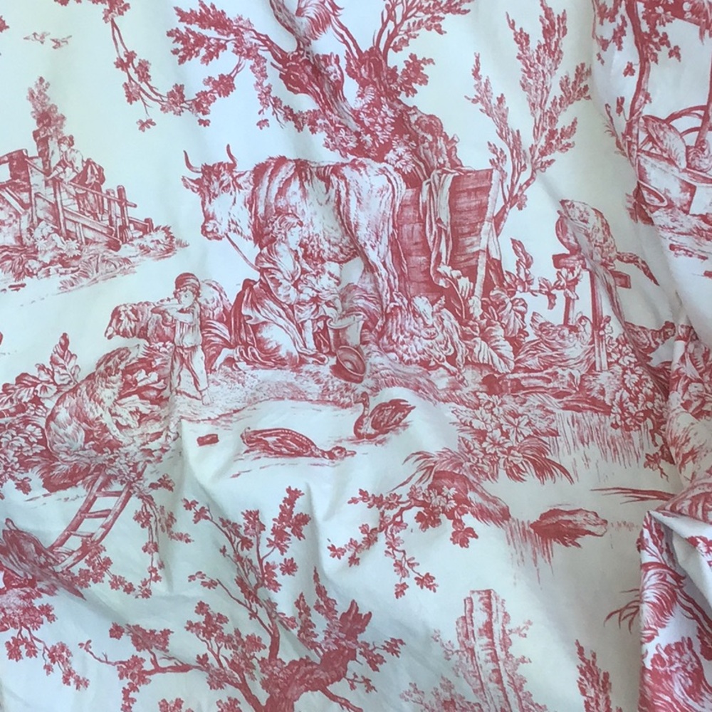 Vintage Toile Fabric - Picture 2 of 5